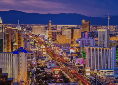 Experience the Glitz and Glamour of Las Vegas with Skylinery.com